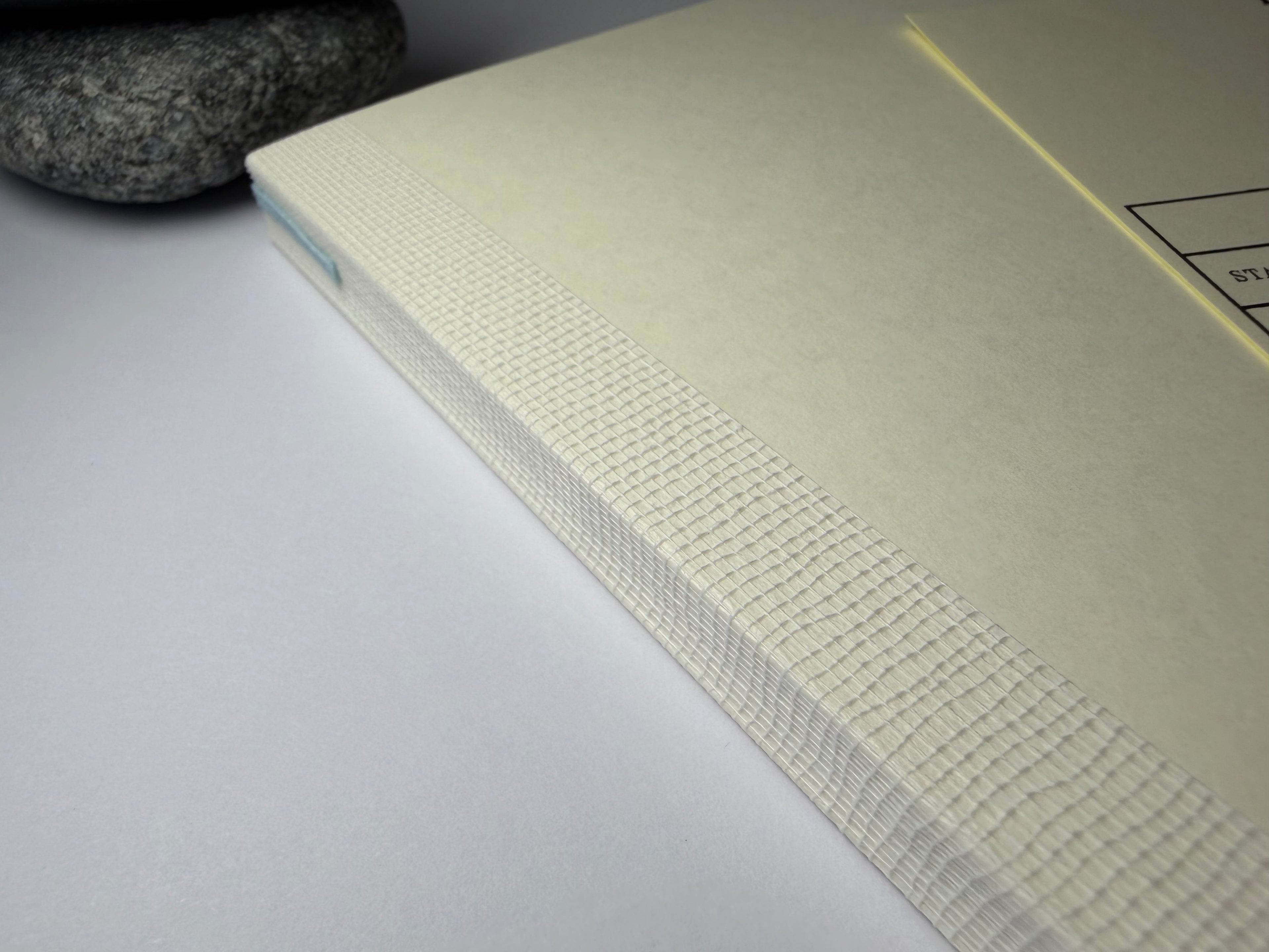 Midori MD Notebook A5 — Punktraster 5 mm, 176 Seiten