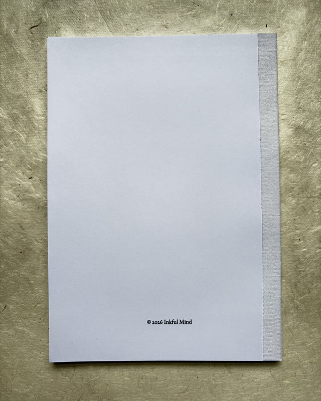 Inkful Mind Notizbuch A5 — handgefertigt, Weiß, 96 Seiten, mit 6 Lineaturen