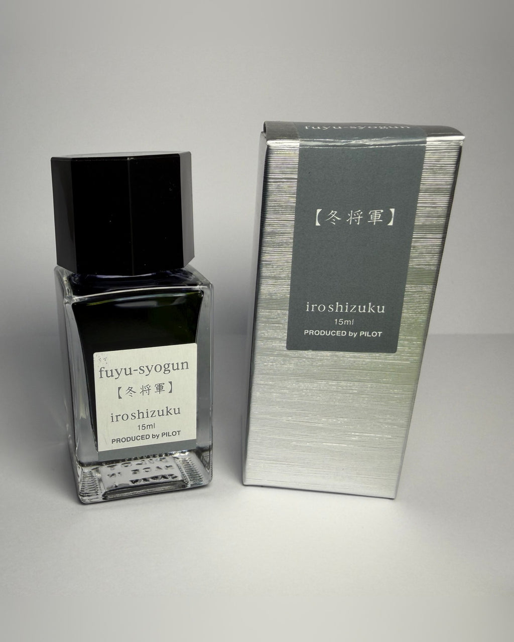Pilot Iroshizuku Fuyu-Syogun — Füllhaltertinte Grau, 15 ml