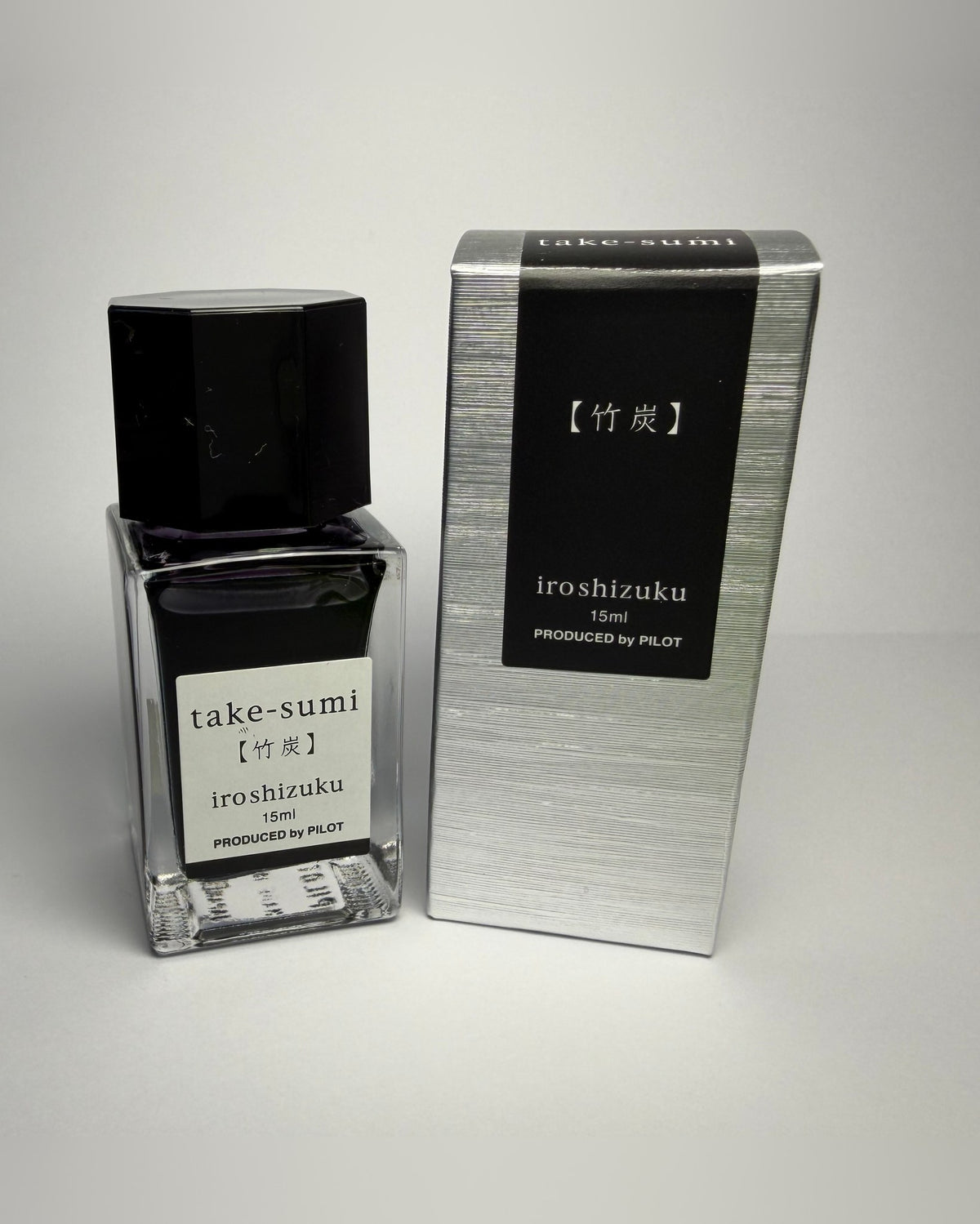Pilot Iroshizuku Take-Sumi — Füllhaltertinte Schwarzgrau, 15 ml