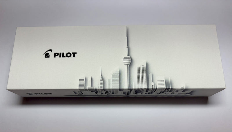Pilot Prera Füllfederhalter — Transparent-Blau, Feder F (fein)