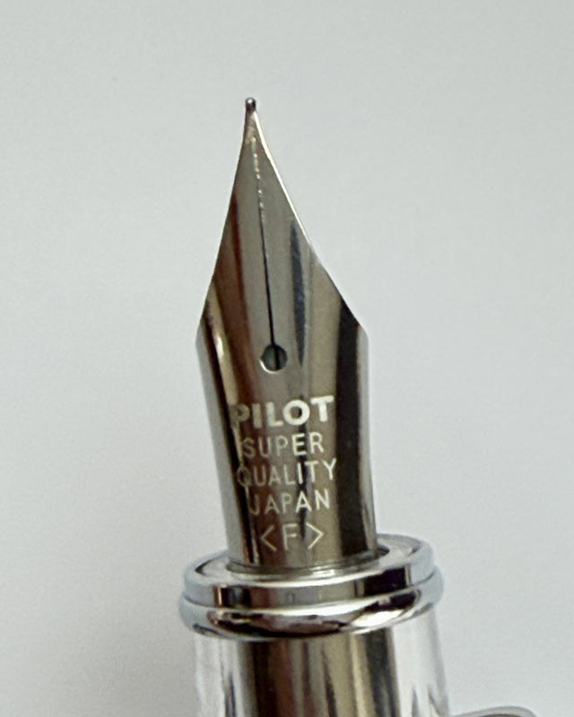 Pilot Prera Füllfederhalter — Transparent-Schwarz, Feder F (fein)
