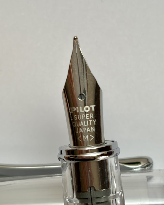 Pilot Prera Füllfederhalter — Transparent-Schwarz, Feder M (mittel)
